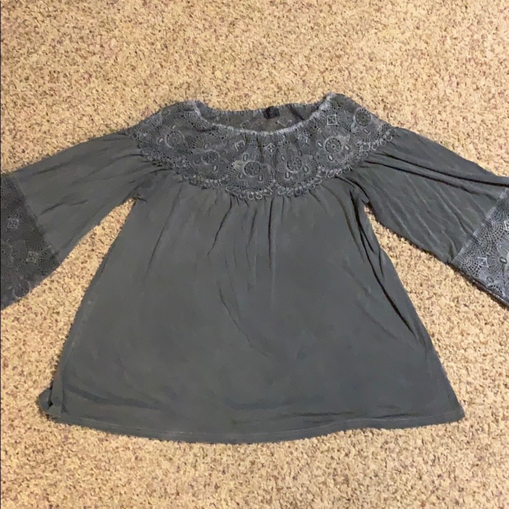 POL size medium grey flow top